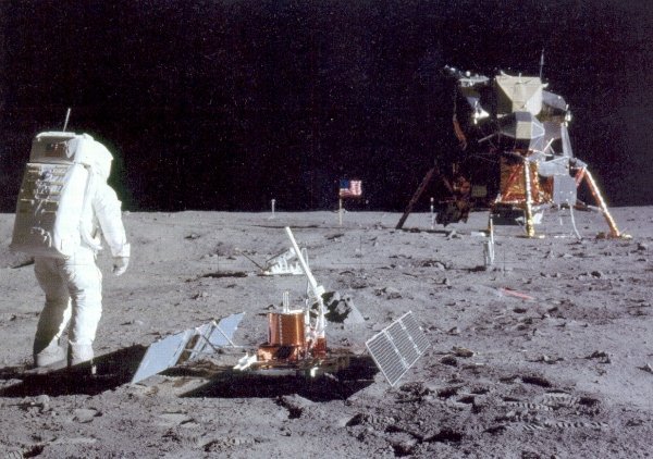 Apollo 11 lunar soil